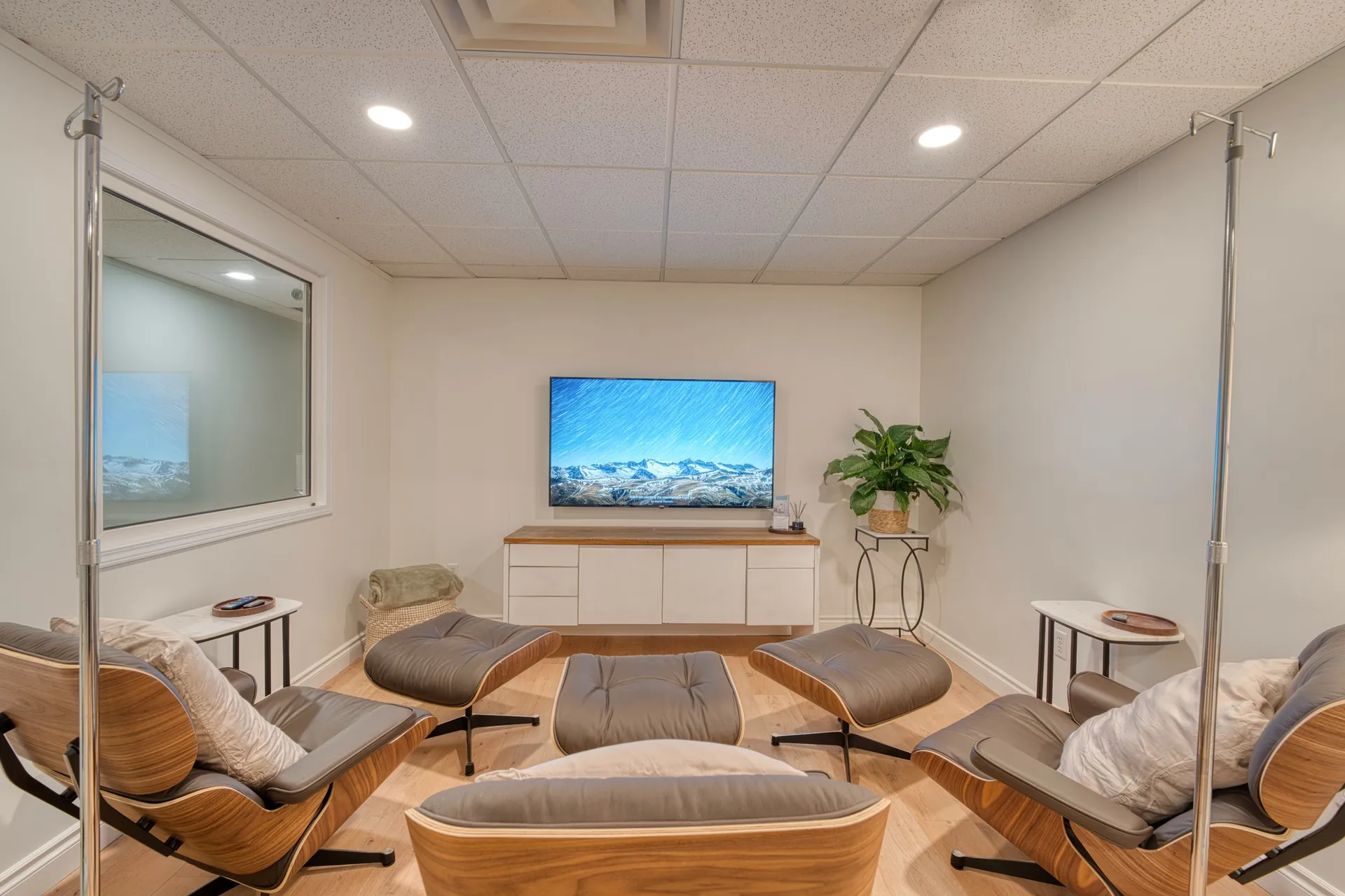 IV Therapy Lounge