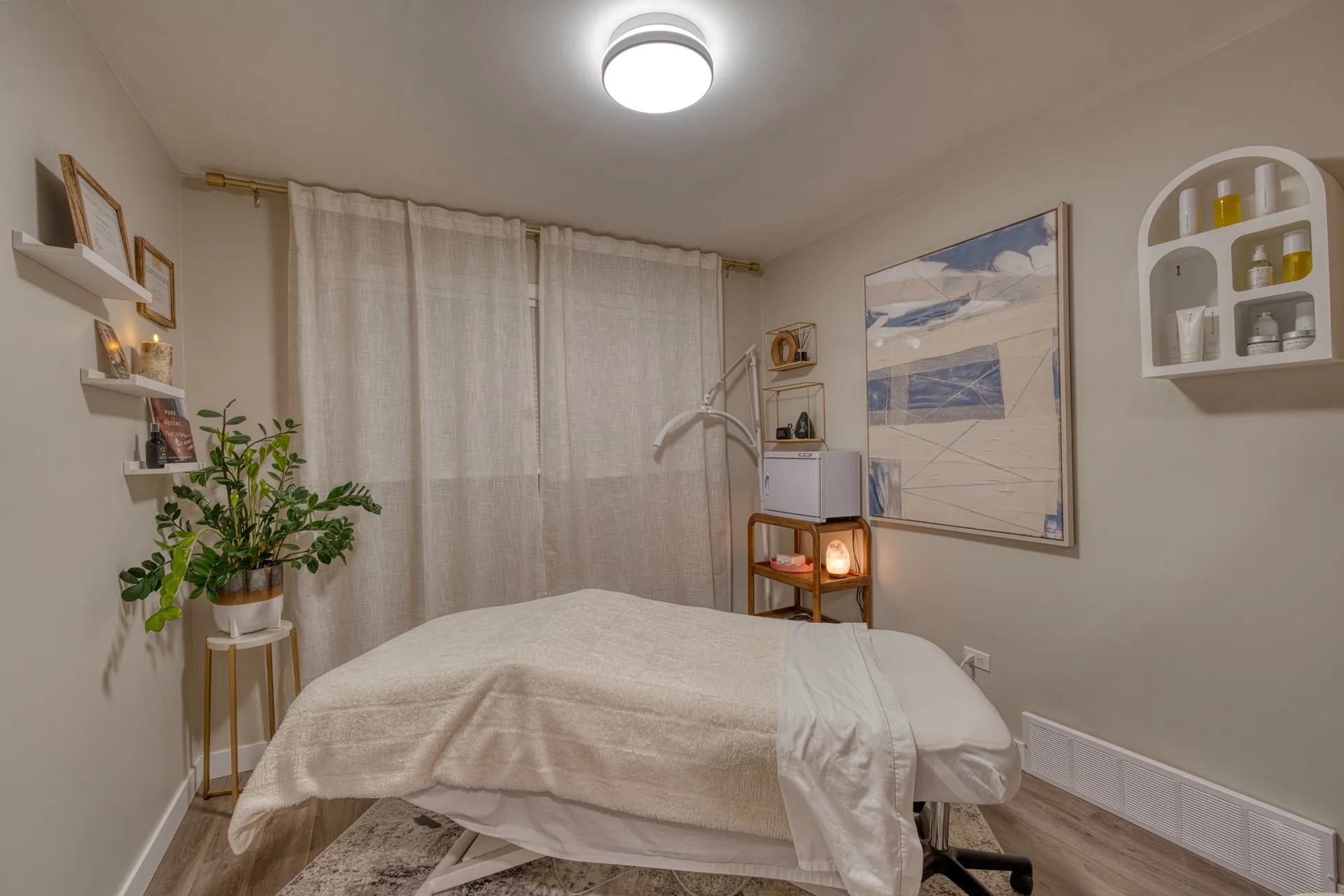 Laser Therapy at All Well Life